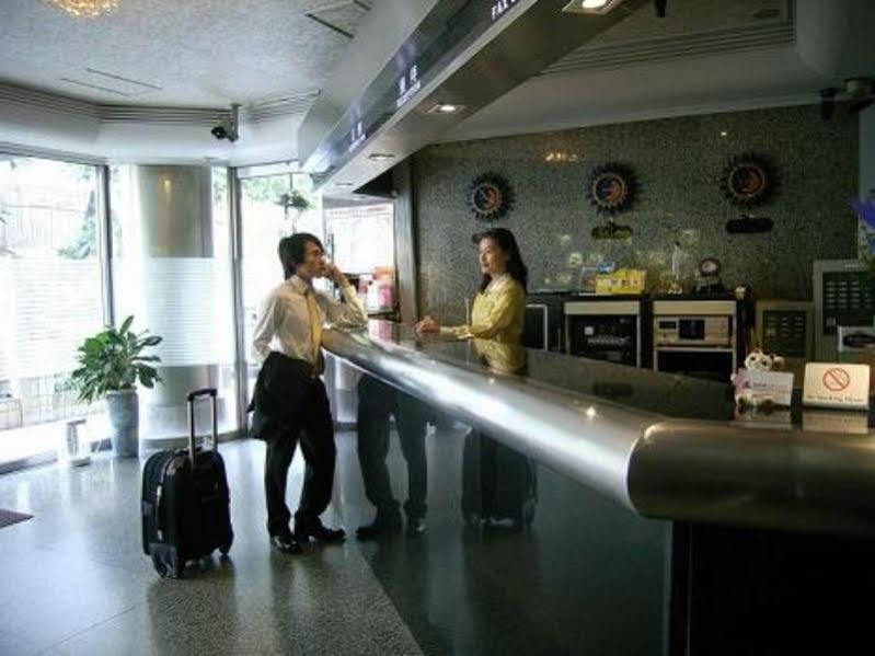 Katherine Plaza Hotel Kaohsiung Exterior photo
